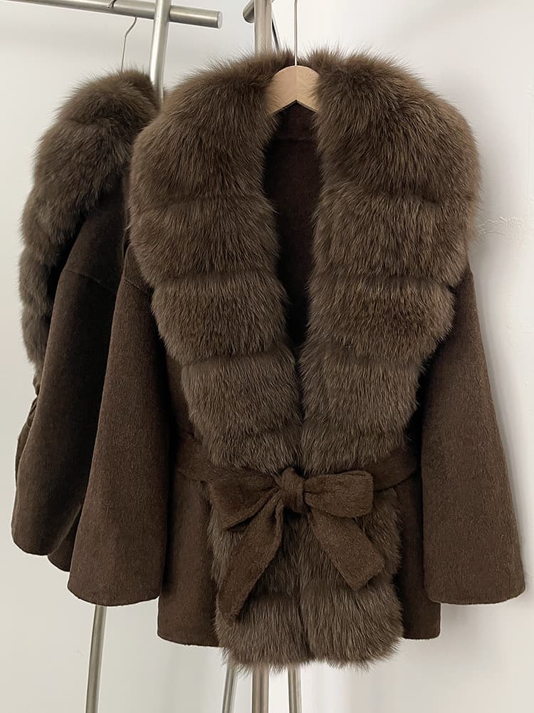 2026 Autumn/Winter New Light Luxury Wool Coat, Doting Daughter Style Fox Fur Big Collar Belted Double-Faced Wool Coat