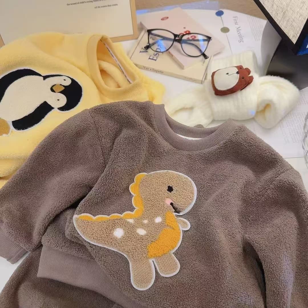 Wholesale Kids Fleece Pajamas Autumn Winter New Thick Homewear Boys Girls Cloud Fleece Wear-Out Warm Set