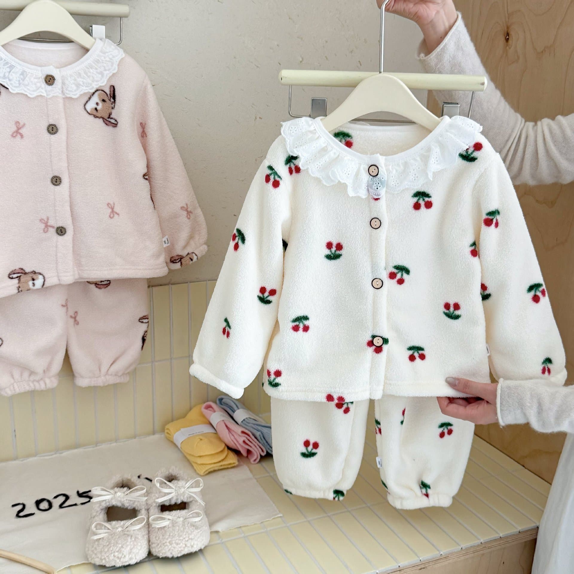 Children's Pajamas Baby Autumn Winter Thick Warm Fleece Set Boys Fleece Cardigan Girls Lace Homewear