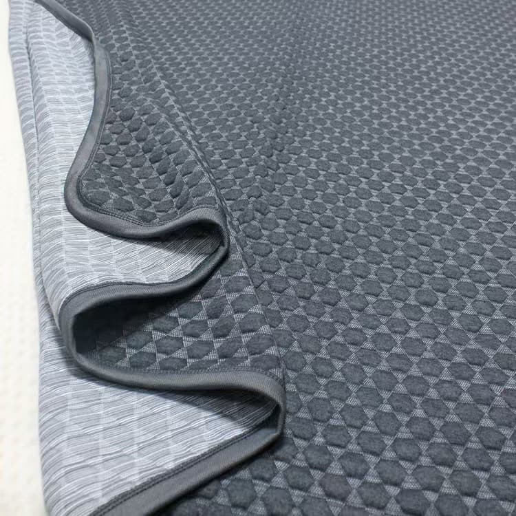 Graphene Energy Quantum Mattress Manufacturer with Experimental Micro-electric Energy Blanket for Conference Sales Gifts