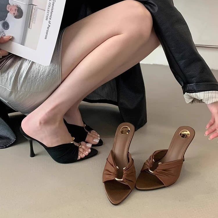 High-Heeled Shoes for Women 2026 Summer New Style Pleated Metal Buckle Elegant Pointed Toe Open-Toe Sandals Sexy Stiletto Slippers