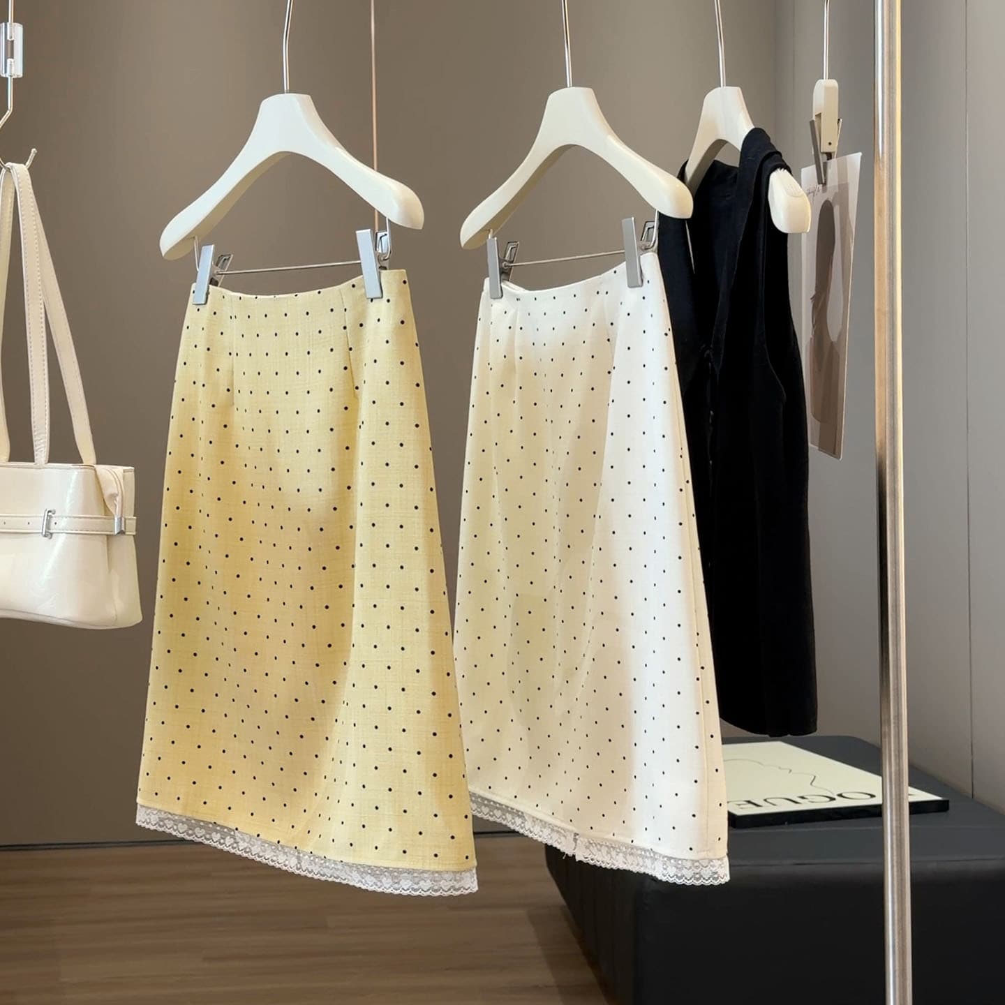 Design-Inspired Polka Dot Skirt for Women, Summer 2026 New Lace Patchwork A-Line Hip-Hugging Skirt, Fashionable and Elegant Mid-Length Skirt