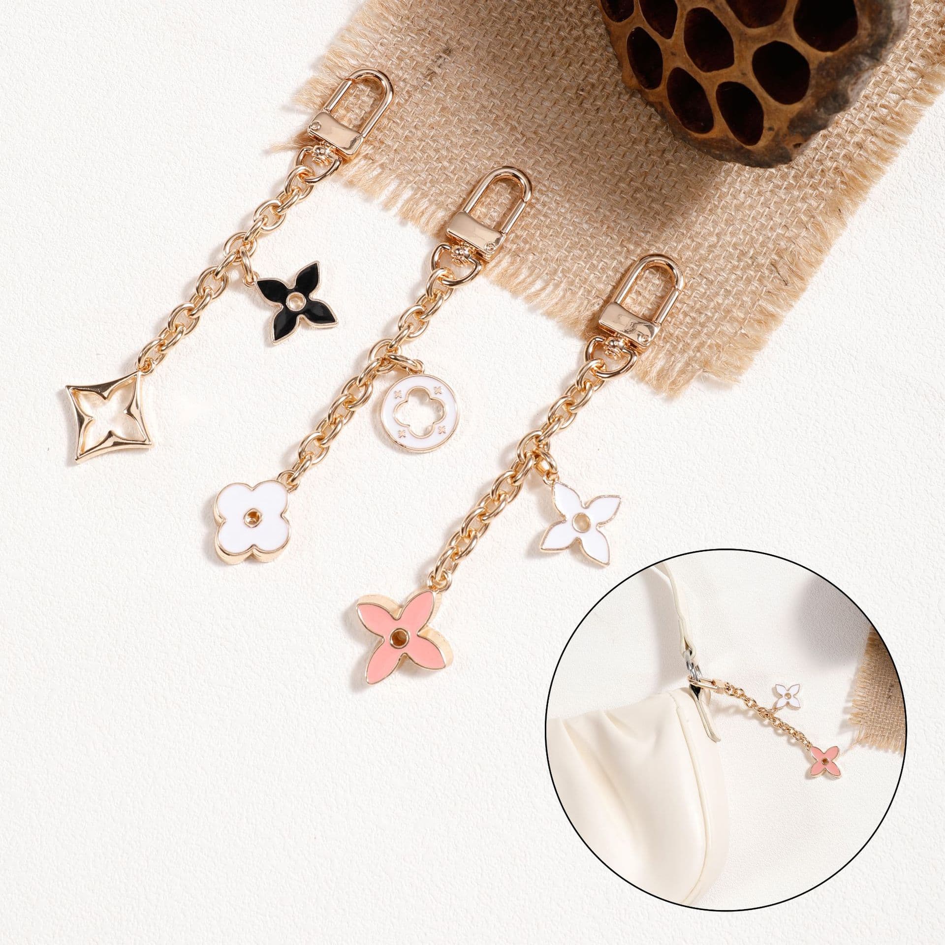 Mahjong bag chain, four-leaf clover decorative chain bag transformation accessories, armpit bag charm chain, key chain, flower pendant