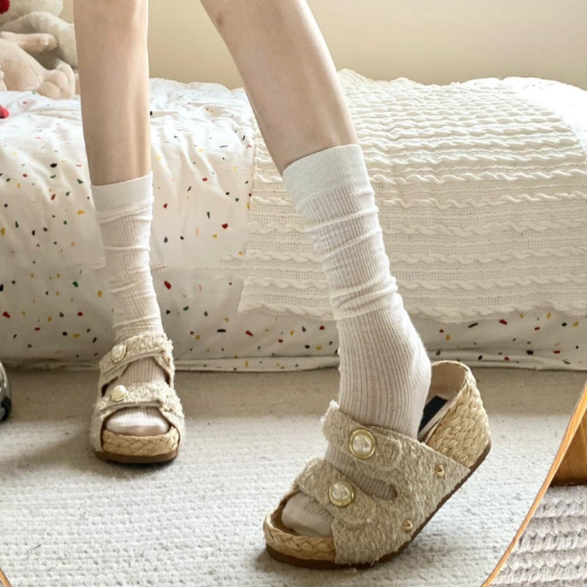 [In Stock] French White Straw Woven Thick Sole Fisherman Sandals Open Toe Birkenstock Slippers Women Outdoor Wedge Pearl Sandals