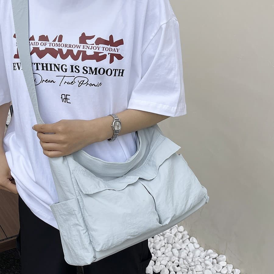 Glutinous satin blue wave flip tote bag for female college students with a gentle atmosphere for shopping and lightweight cross-body bag