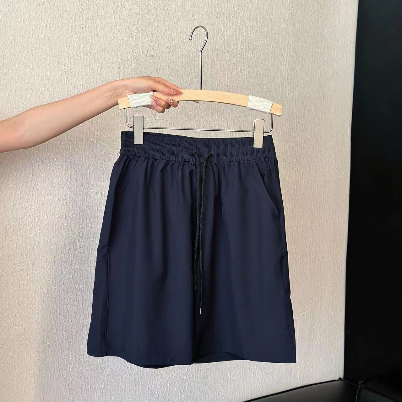 Summer Thin Shorts Mulberry Silk Solid Color Silk Casual Versatile St Pants Loose High-waist Straight-leg No-iron Silk