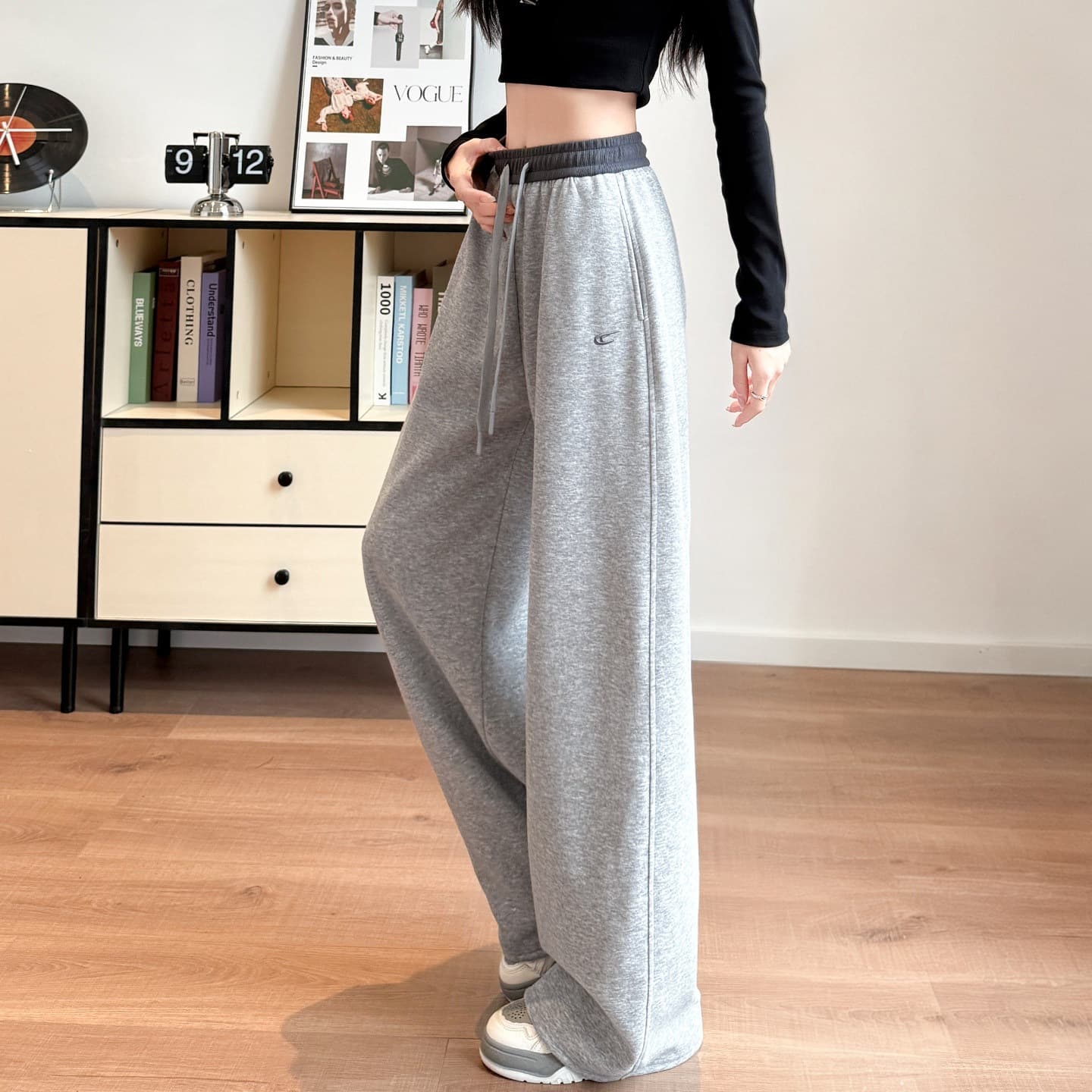 Gray Banana Sports Pants Women's 2026 New Winter Velvet Casual Pants High Waist Slim Narrow Straight Leg Wide Leg Pants