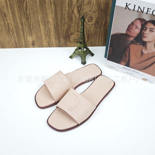 Cross-border supply for Europe, America, and Middle East: Light luxury square-toe P-letter high-heel slippers, premium style for outdoor wear, summer non-slip women's shoes