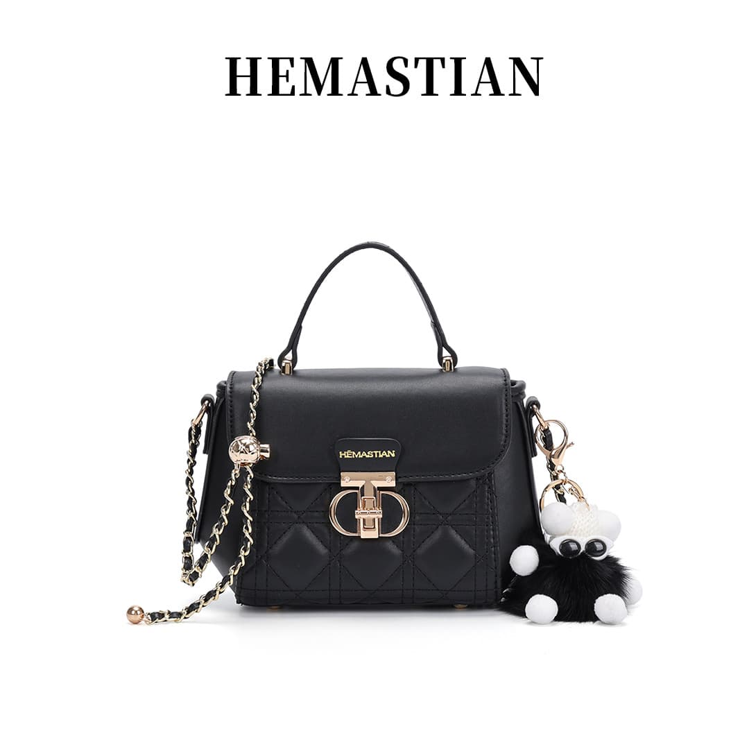 2026 New Cross-Border French Niche Design Commuter Bag Fashion Versatile Handheld Hot-Selling Small Square Bag with Pendant