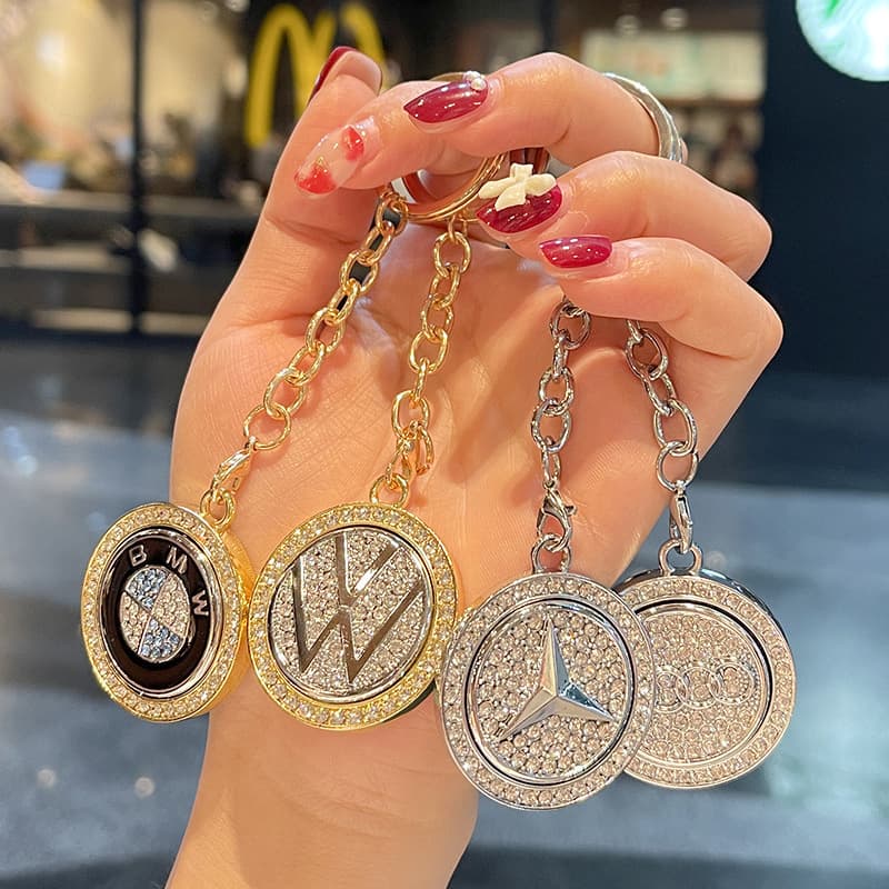 Crystal Rhinestone Car Emblem Keychain Decorative Plate for Mercedes Benz BMW Audi Volkswagen Honda Key Ring Pendant