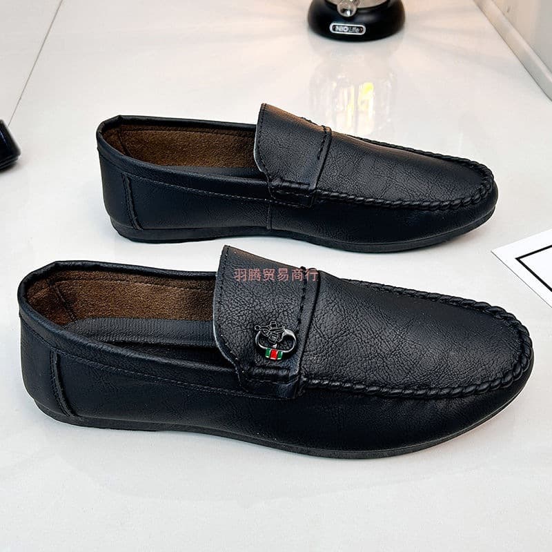 Versatile Casual Thick Sole Business 2025 Fashion Men's Loafers Driving Shoes Men's Shoes Leather British Simple Soft Sole