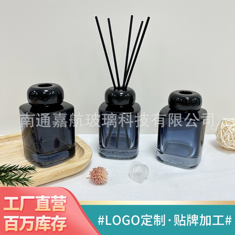 Wholesale 100ML Gradient Simple Round Aromatherapy Glass Bottle Reed Diffuser Bottle Indoor Fragrance Empty Bottle