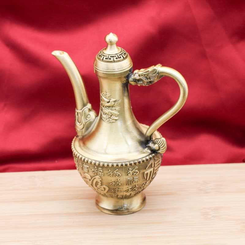 Popular brass dragon and phoenix hip flask Baifu hip flask retro antique wine set wine glass copper handicrafts decorative ornaments wholesale