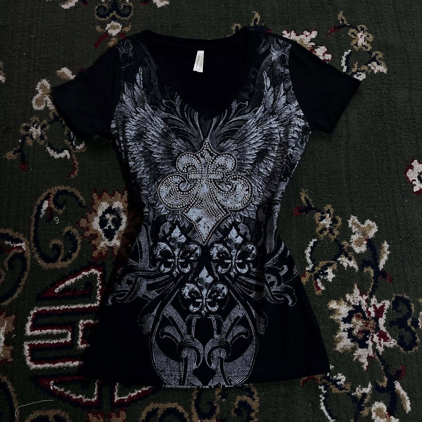 AliExpress Subculture American Gothic Style Fashion Rhinestone Print T-Shirt Women's Sexy Fitted V-Neck T-Shirt Wholesale
