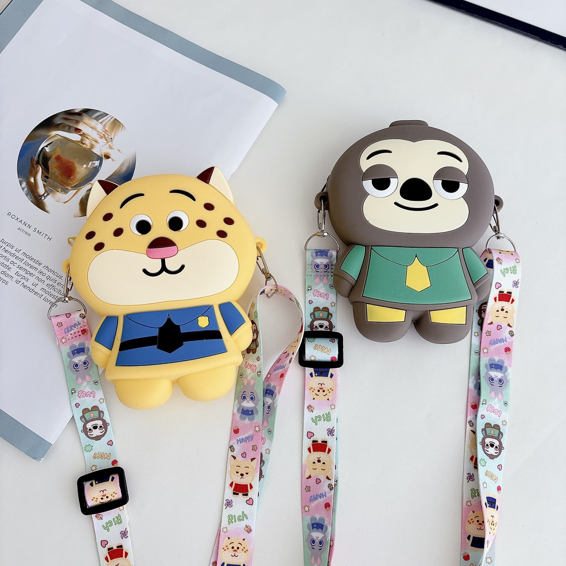 Zootopia Children's Silicone Coin Purse Nick and Judy Rabbit Pendant Keychain Neck Strap Earphone Crossbody Bag