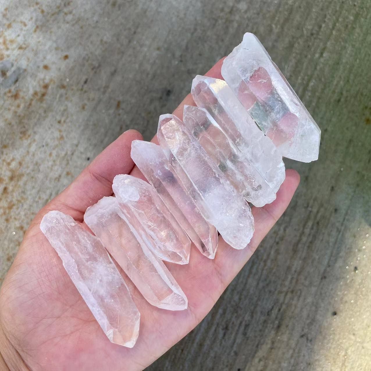 Best-selling Natural Himalayan White Crystal Point Raw Stone Single Crystal Mineral Decoration