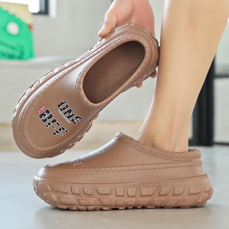 2026 New Thick Sole Slippers Summer Lightweight Chef Slippers Men Women Tire Sole Anti-Slip Waterproof Oil-Proof