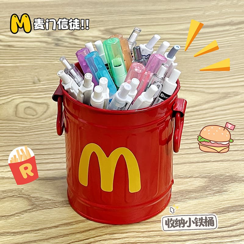 McMen Iron Pen Holder, American Retro Cute Ornament, Aesthetic Student Desktop Stationery, Large Capacity Makeup Brush Storage