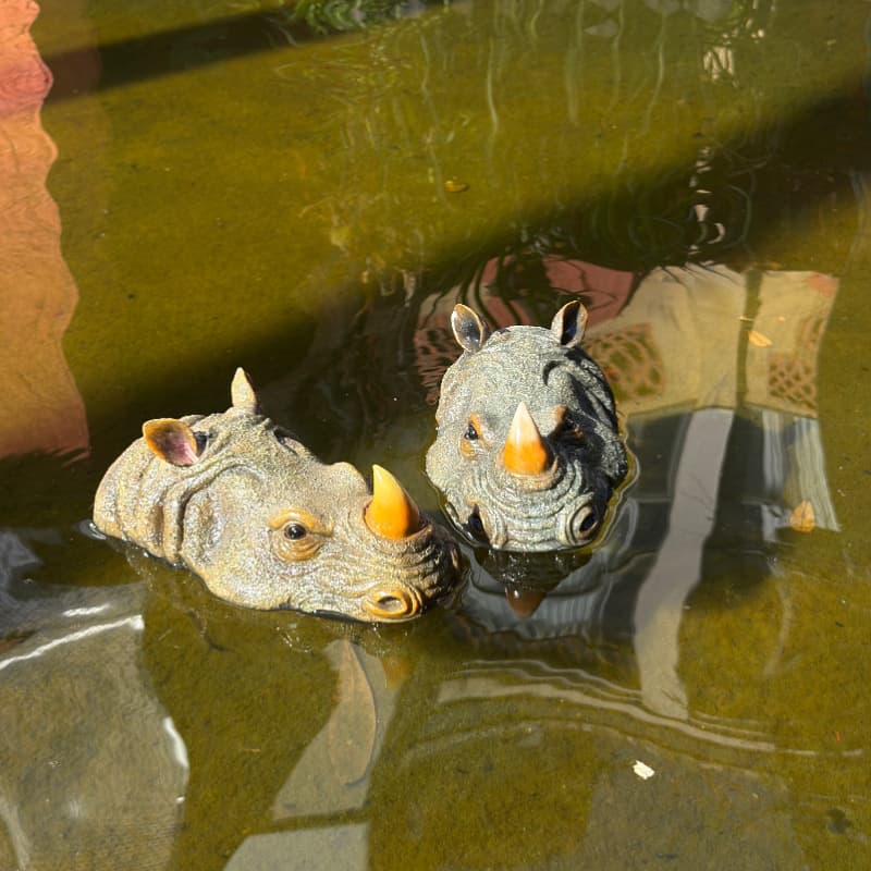 Cross-border products pool floating simulation rhinoceros outdoor decoration statue ornaments fish tank swimming pool floating decoration