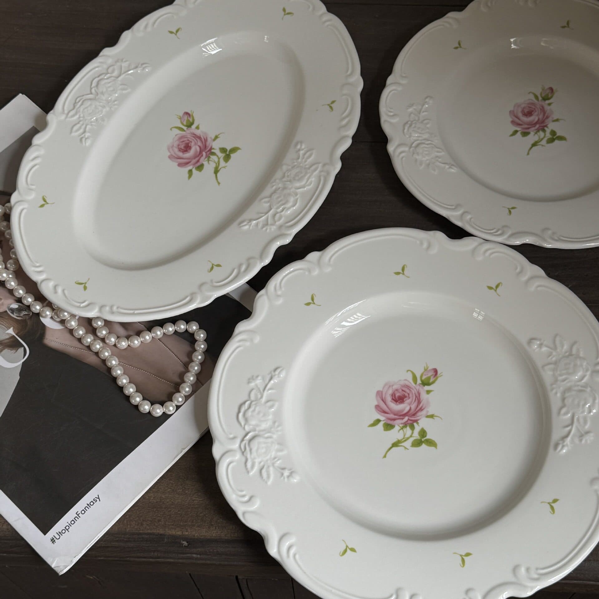 French-Style Vintage Lace Rose Floral Embossed Ceramic Plate for Afternoon Tea Desserts, Home-Use Plate