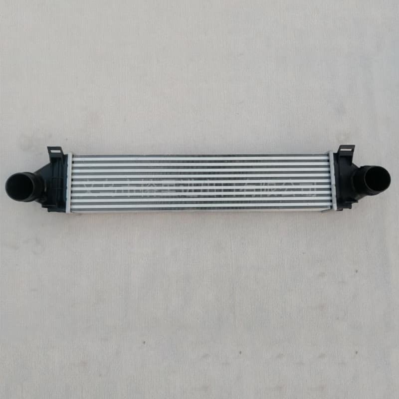 Suitable for 2010 Ford Focus intercooler Ford focus intercooler 1748796