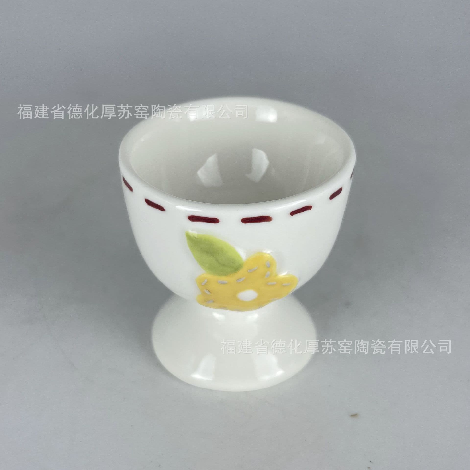 Painted Embossed Flower Egg Cup Export Ceramic High-footed European-style Shockproof Tray