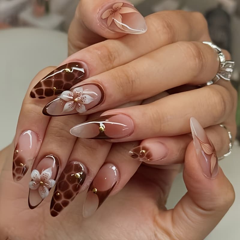 Foreign trade hot-selling marble crack wear nails medium short almond fake nails 3D flower wear nails wholesale