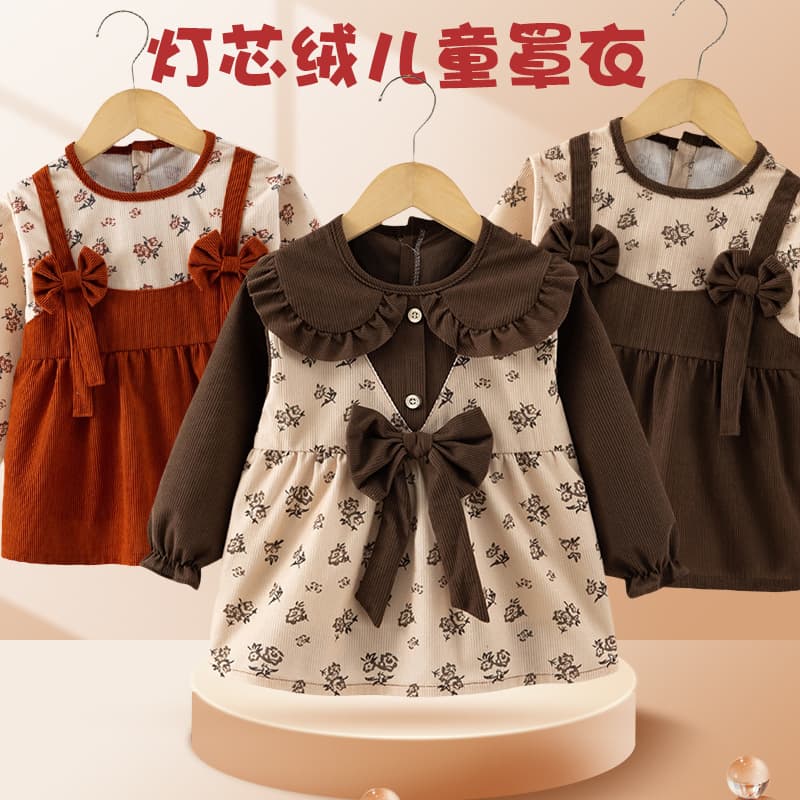 Baby Bib Apron, Waterproof & Stain-Proof Dining Bib for Girls, Autumn/Winter Wear, Reversible Bib