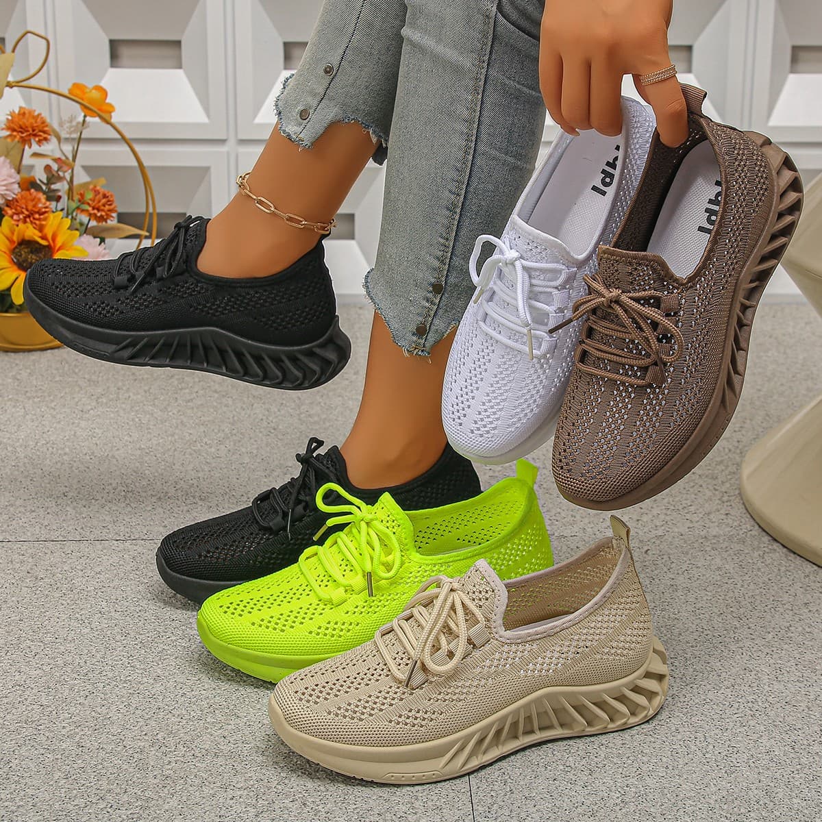Flying Weave Athletic Shoes, Summer Breathable Casual Shoes, 2026 New Style, Trendy Mesh Coconut Shoes, Women's Running Shoes