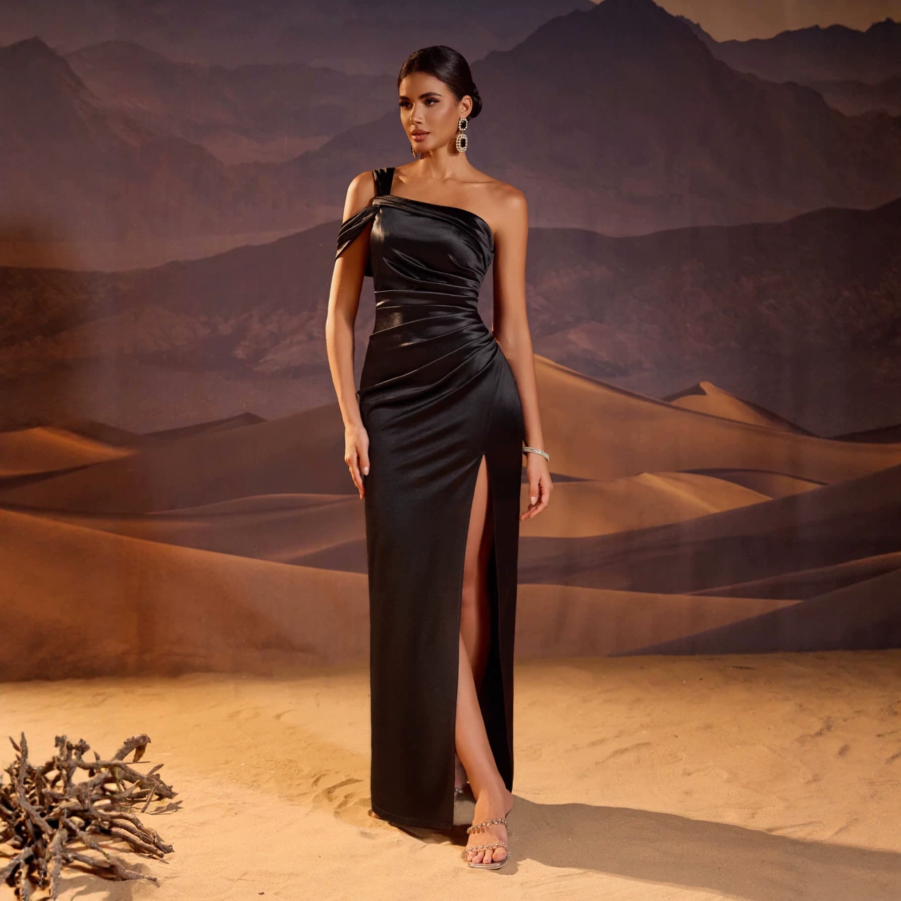 Cross-border wholesale black satin evening dress asymmetrical slanted shoulder slim slit party dress long dress