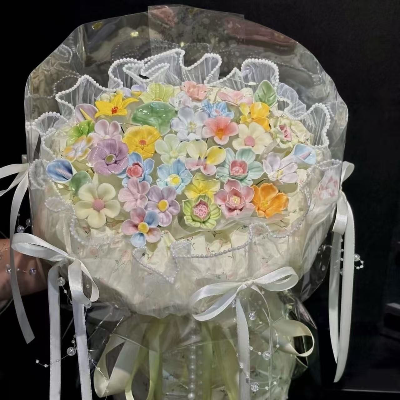 Jingdezhen Ceramic Flower Bouquet Finished Product in Dopamine Color Scheme, Gift for Girlfriend, Boyfriend, or Best Friend, High-End Birthday Gift
