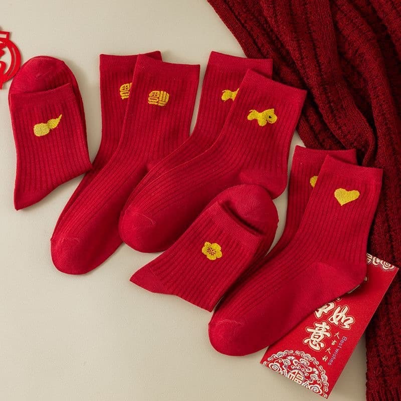 Zodiac Year Big Red Socks Horse Year Socks Men Women Mid-Calf Socks New Year Horse Zodiac Autumn Winter Long Socks Cute Cartoon New Year