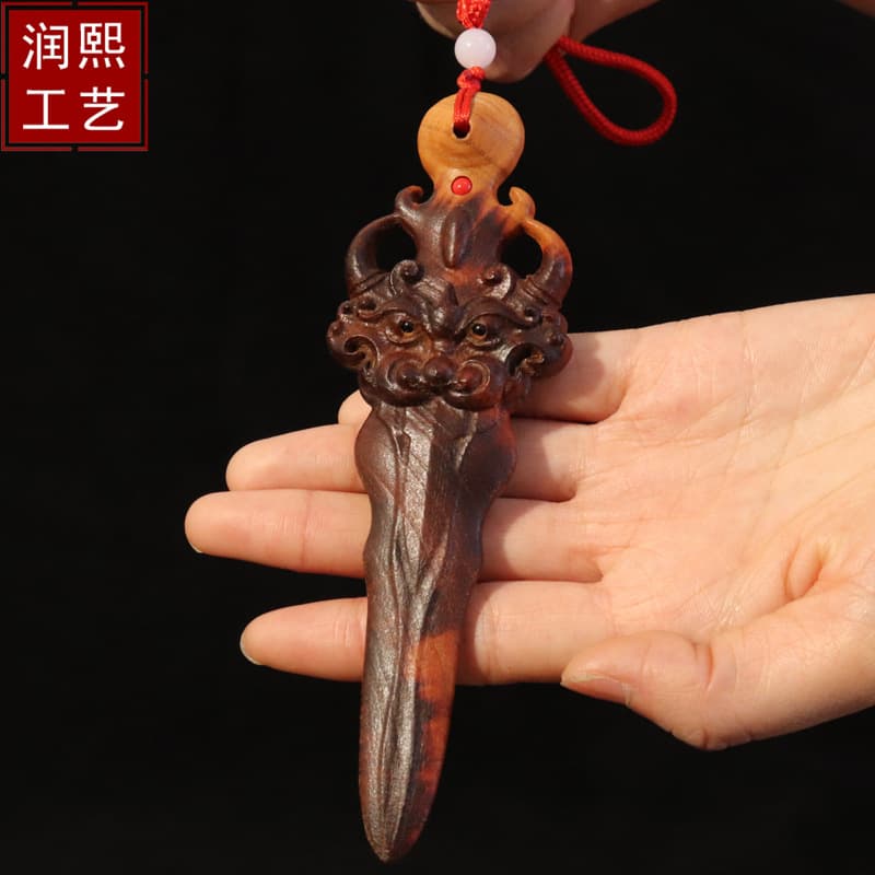 Lightning-struck peach wood sword peach wood Yazi sword wooden handicraft hand piece lightning-split wood sword pendant children's bedroom