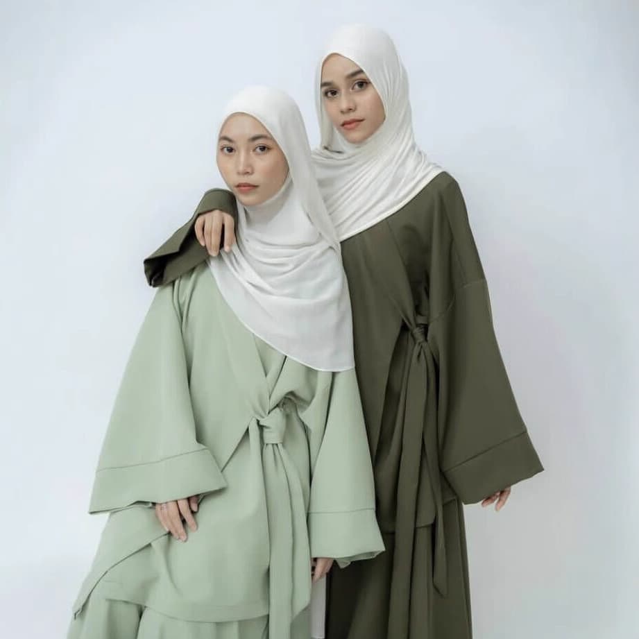 Cross-border Fashion Elegant Women's Two-Piece Set: Tie-Front Top with Loose Skirt, Wholesale Stock K201
