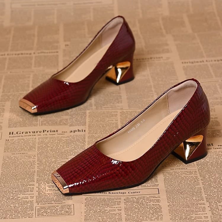 Shallow mouth mid-heel square toe elegant chunky heel pumps, soft leather women's shoes, spring summer autumn new fashion versatile low heel leather shoes