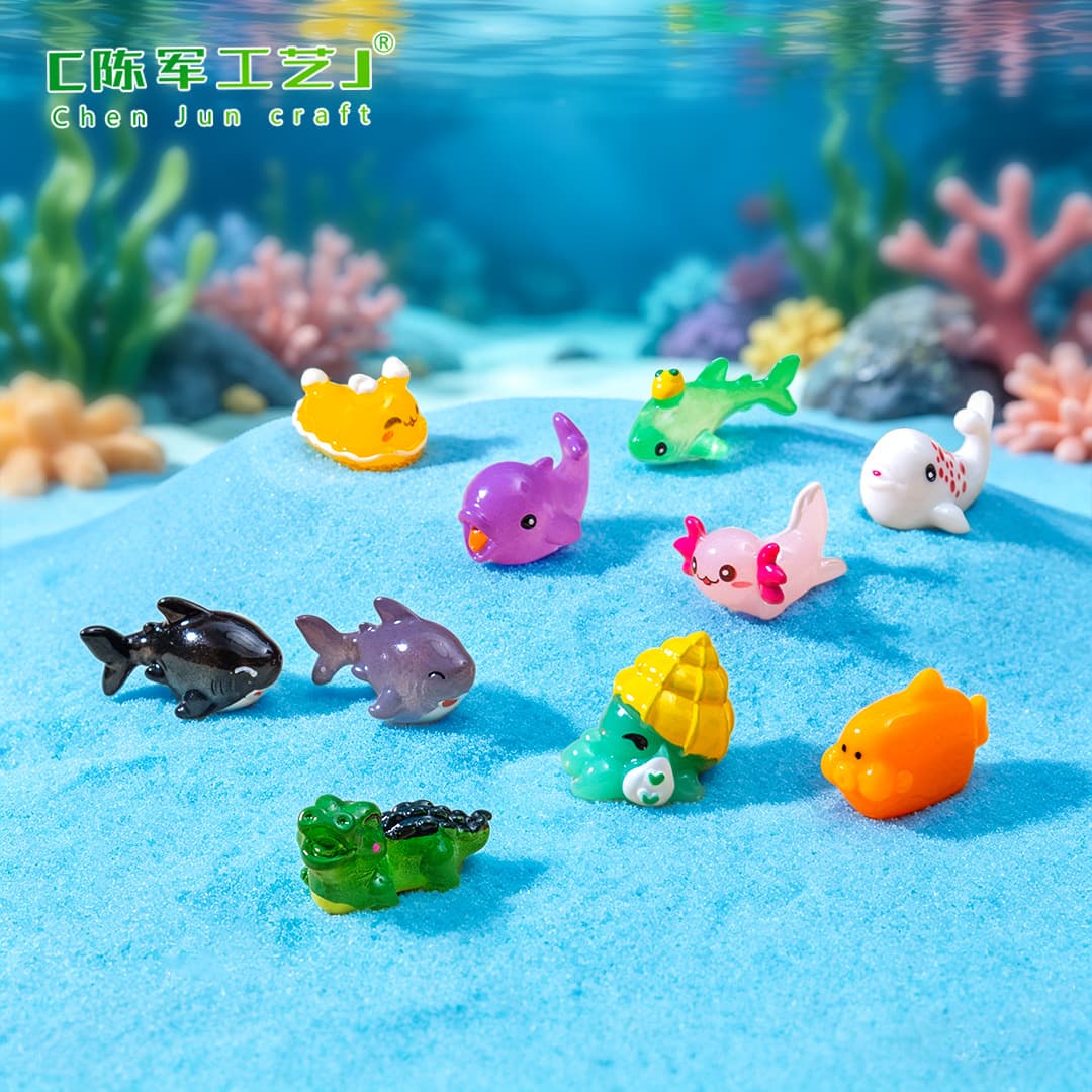 Sea animals hammerhead shark nudibranch dolphin crocodile turtle lemon shark hexagon white narwhal ray octopus