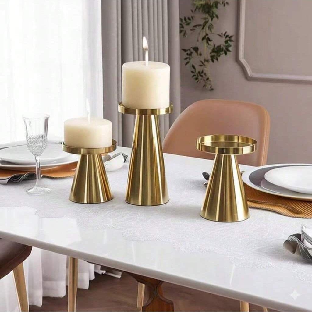 Wholesale candle holder ornaments, vintage candle holders, dining table, romantic candlelight dinner ornaments, wedding bronze ornaments