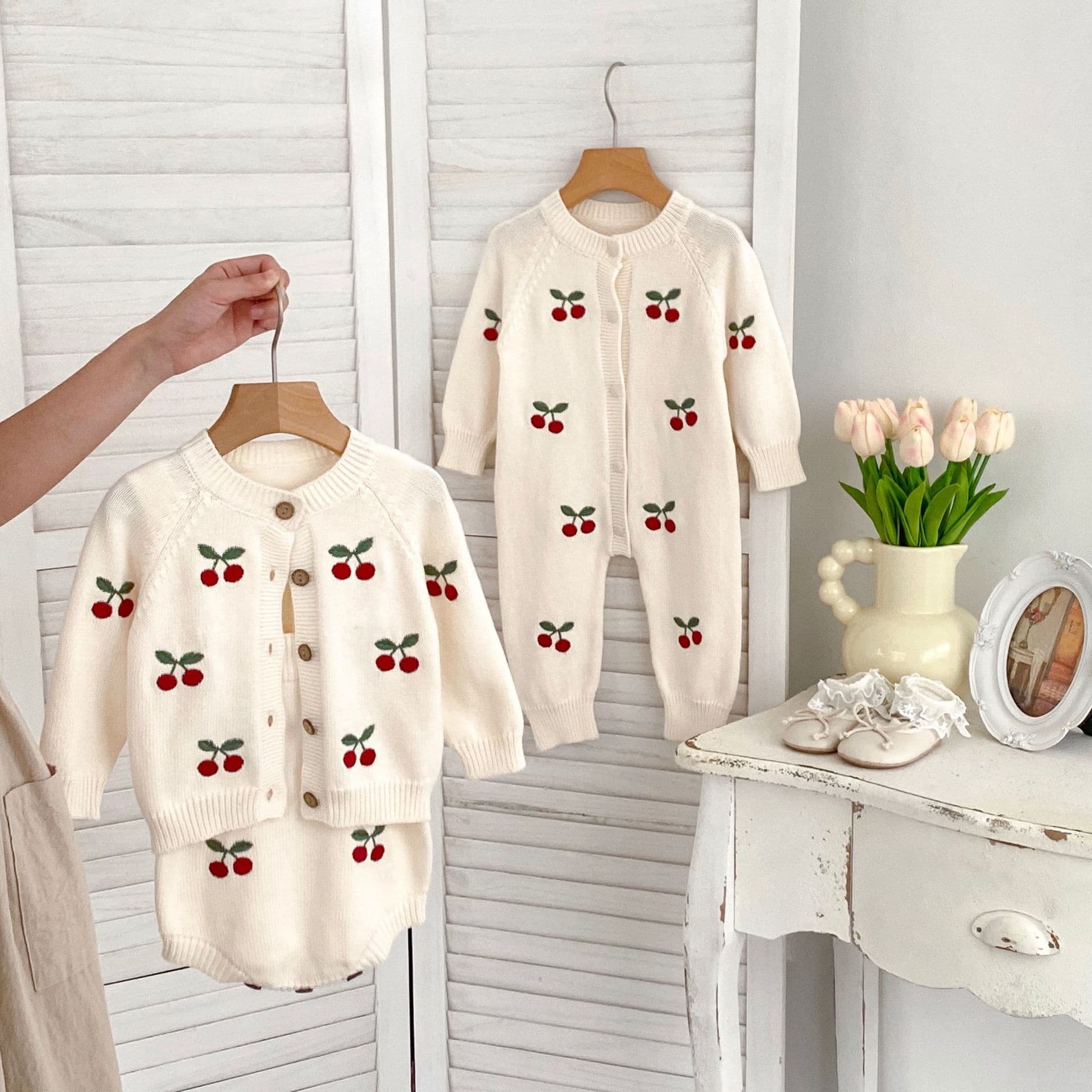 2026 Spring and Autumn Baby Bodysuit Cute Cherry Knit Cotton Gauze Cami Onesie Baby Versatile 3-Piece Set