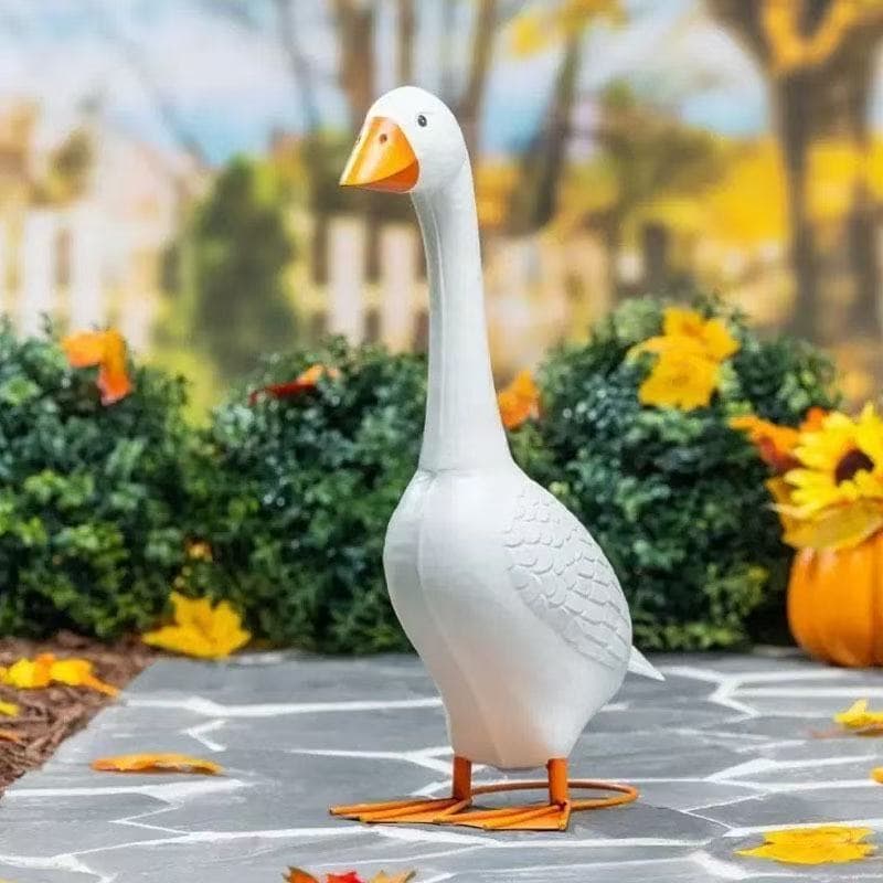 Cross-border Creative Popular Hot-selling Giddy the Porch Goose Statue Garden White Goose Sculpture