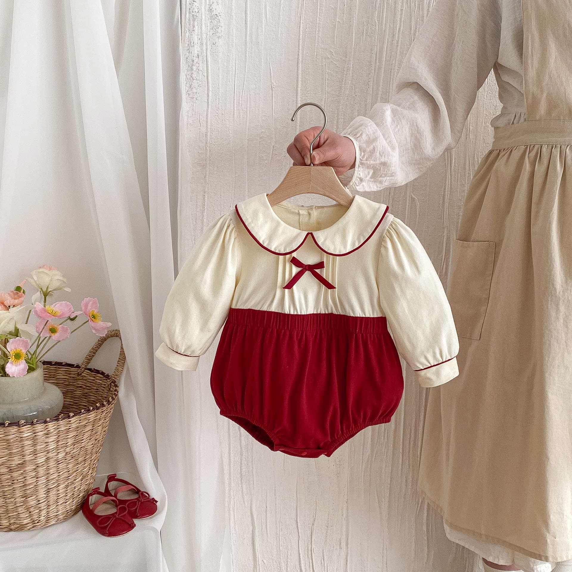 One-Month-Old Baby Clothes Spring Autumn Baby Girl Bodysuit Cute Sweet 100-Day Princess Bodysuit Class A Clothes