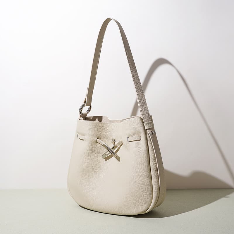 New Arrival Bag Relaxed Style Original Casual Large Capacity Crossbody Shoulder Bag Versatile Top Layer Cowhide New Bucket Bag