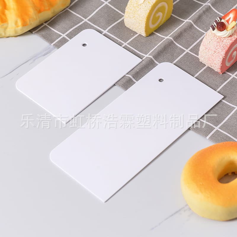 Plastic Cream Scraper Extended Leveler Buttercream Cake Smoother Right-Angle Scraper Home Baking Cake Tool