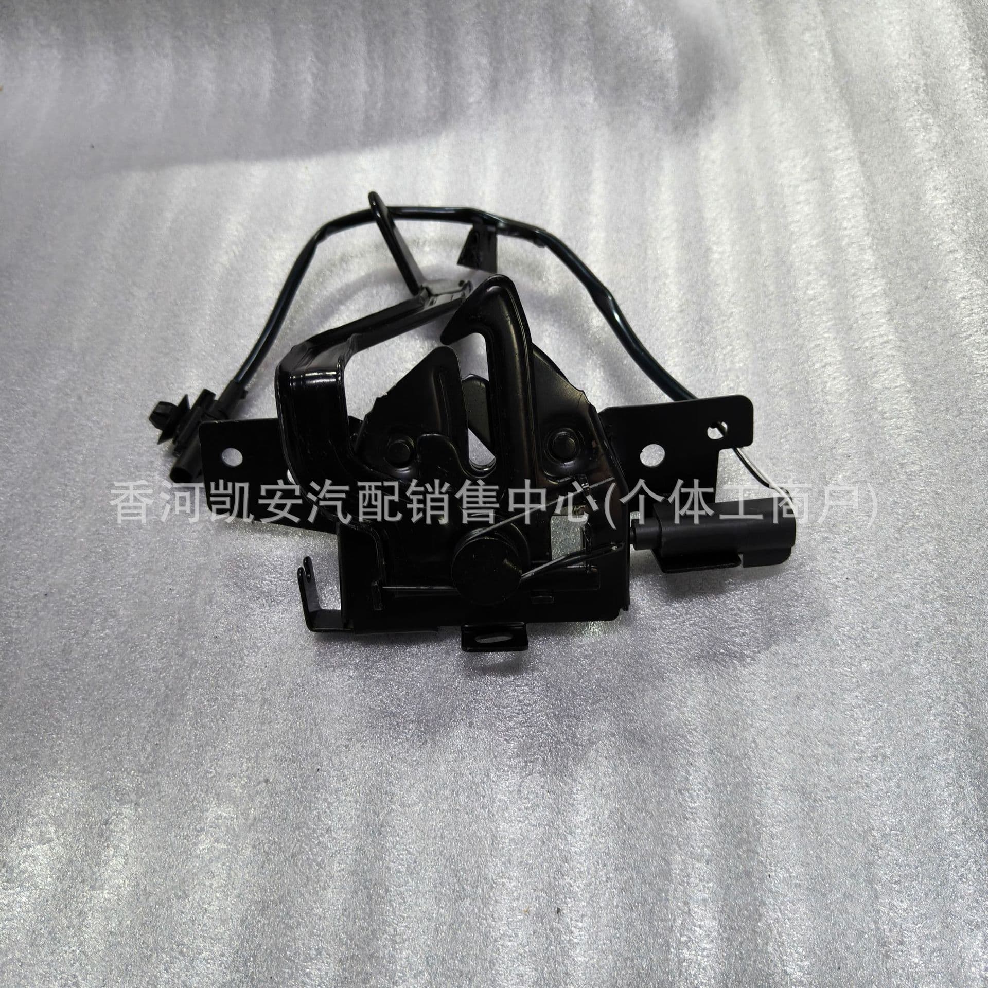 81130-J9000 is suitable for the 2018-2021 Hyundai Kona hood lock 81130J9000