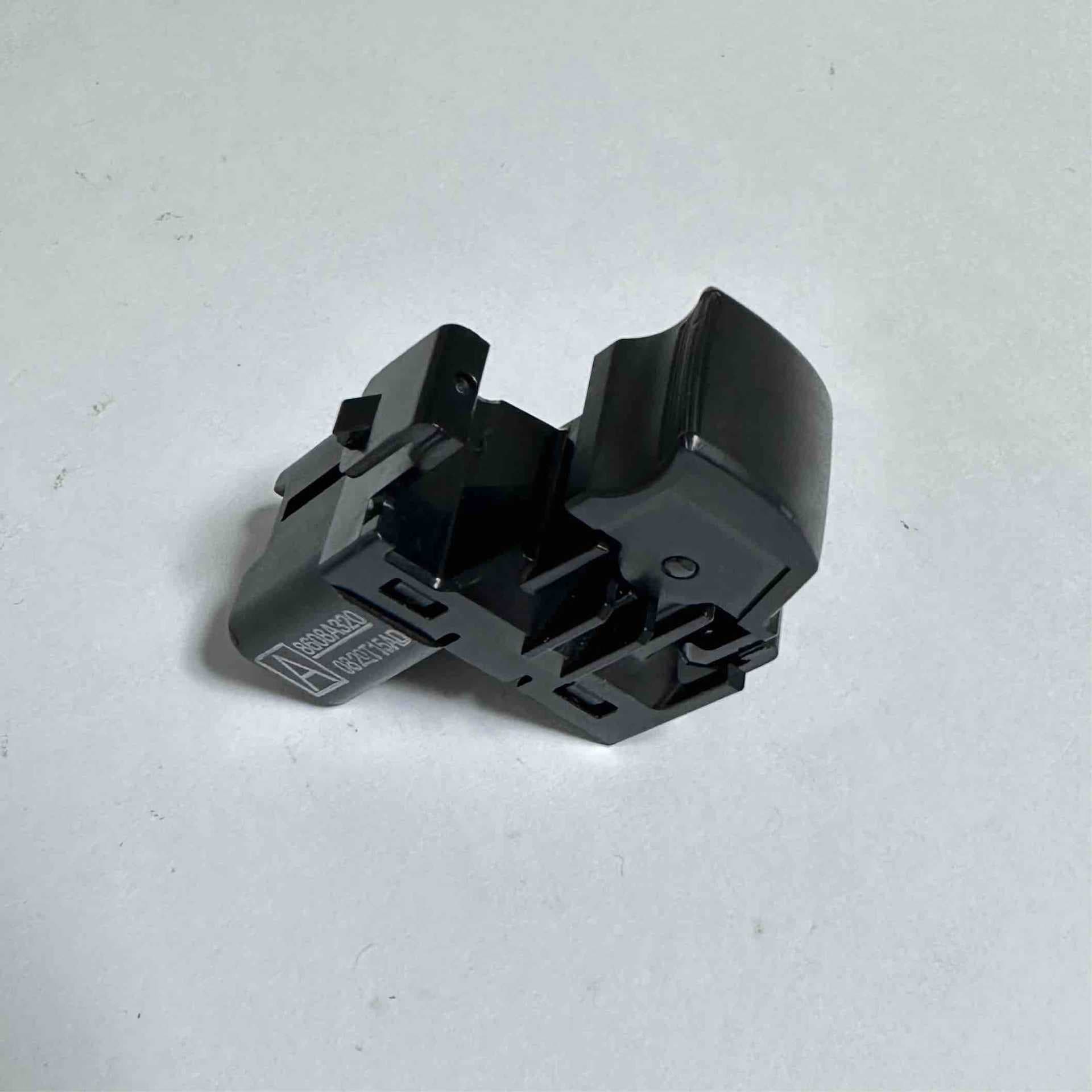 Eige left front door power window regulator switch assembly 8608A320.