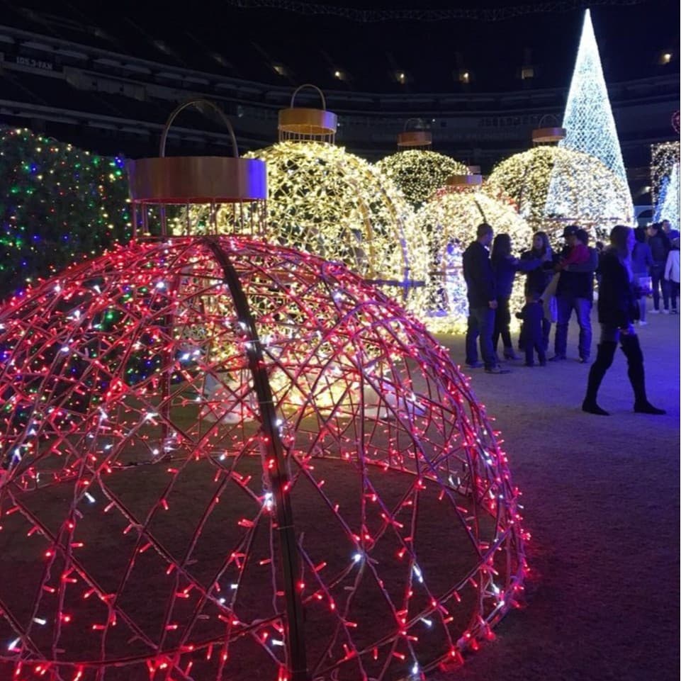 Custom Festival Lighting Large Christmas Luminous Outdoor Decorative Lights Ambience Lighting Ornament Decoration