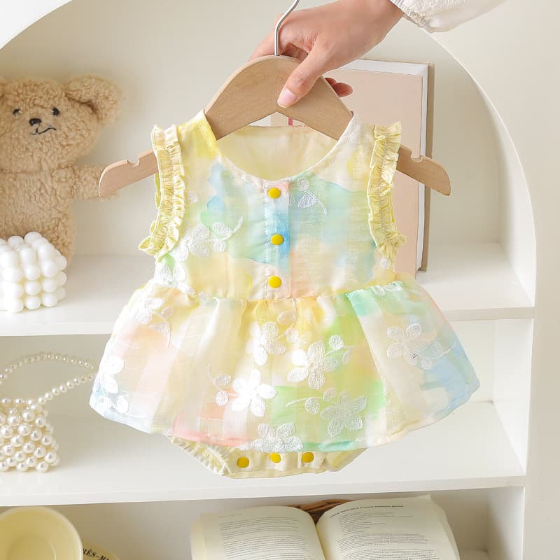 Newborn summer 100-day-old clothes for female baby one-piece bodysuit baby super cute colorful leaf skirt