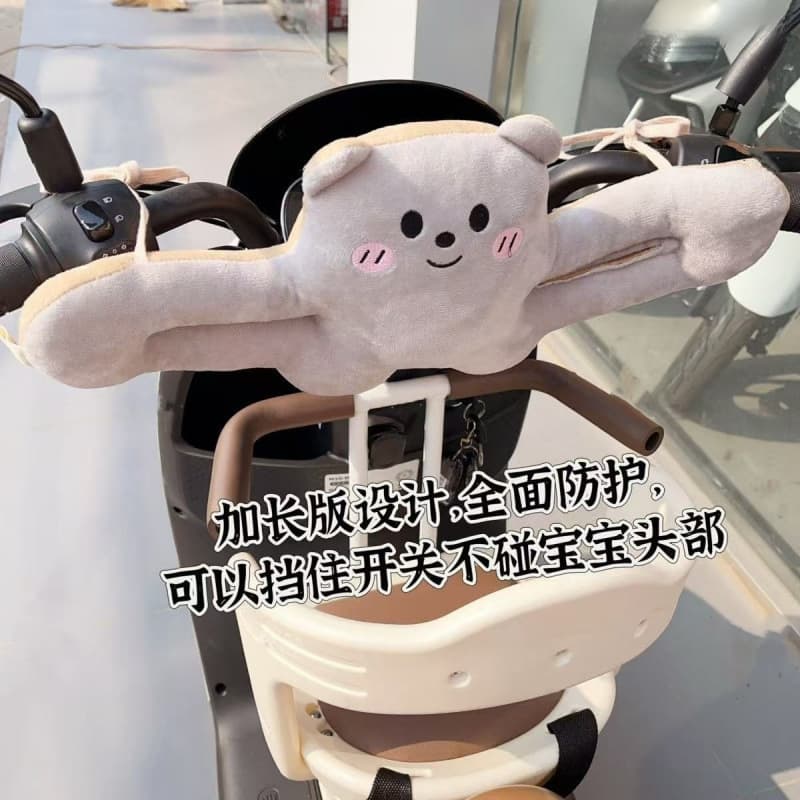 Electric scooter baby child seat anti-collision doll protection battery vehicle head cushion front infant headrest
