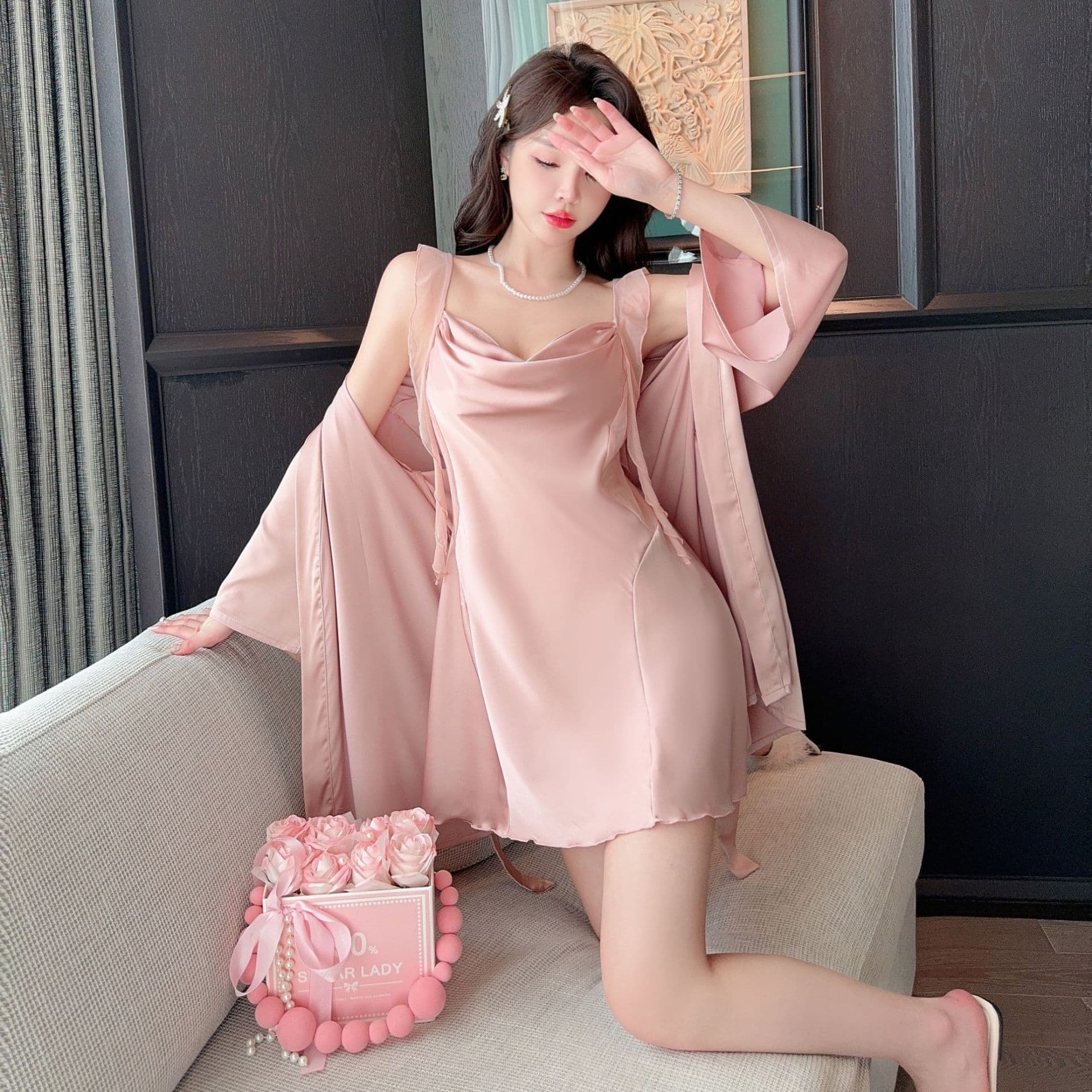 Thin summer sexy women's ice and snow silk pajamas with streamers, nightgown and suspenders, spring and autumn bathrobe two-piece set, live delivery
