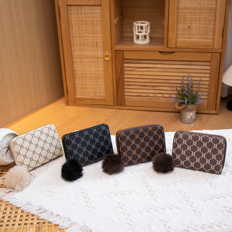 2025 Trendy Fashion Casual Vintage European and American Retro Style Printed Pom-Pom Decor Multi-Slot Long Coin Purse