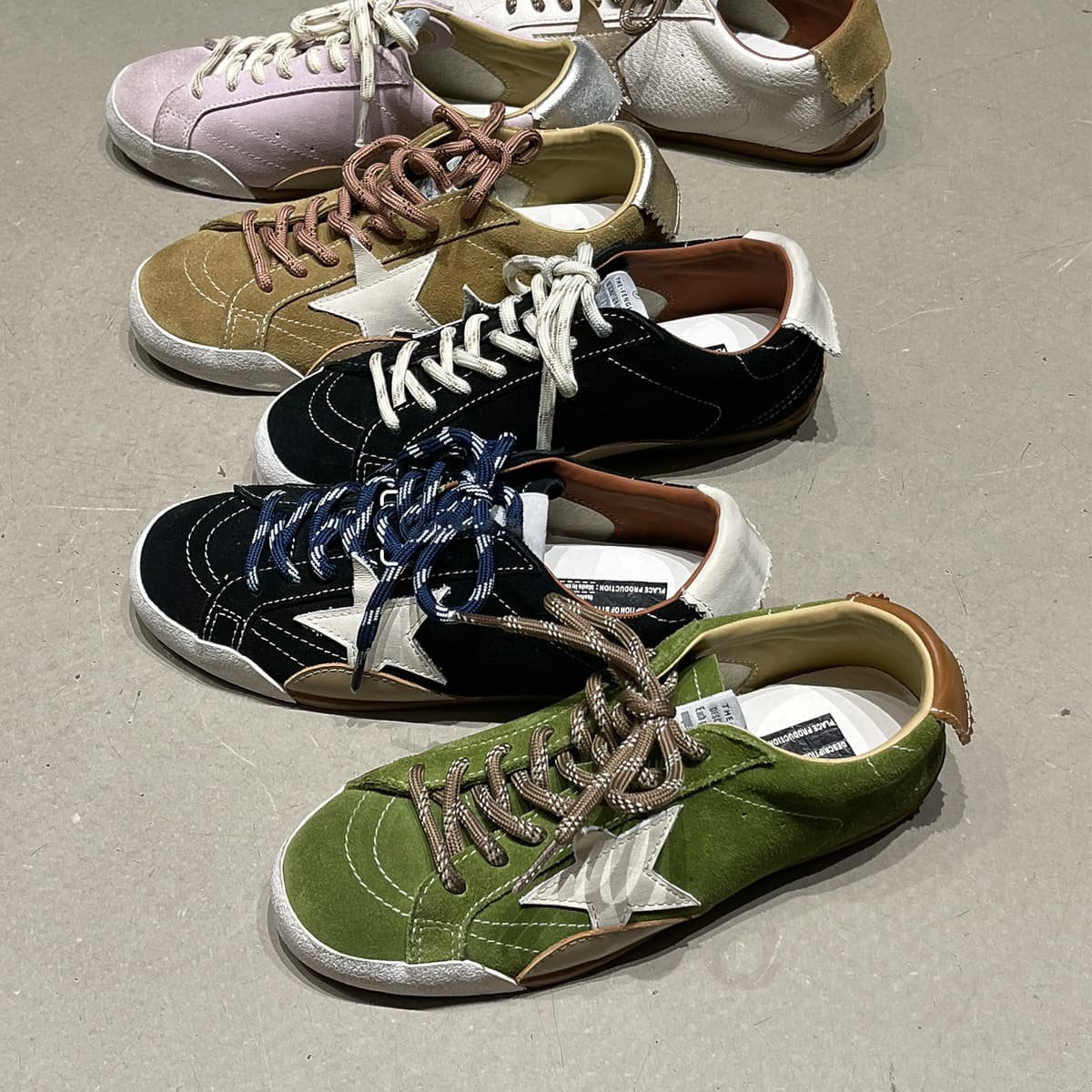 In-Stock Version~Vintage Star-Patterned Distressed Lace-Up Flat Sneakers for Women, Versatile Sports Casual Shoes, Retro German Training Shoes